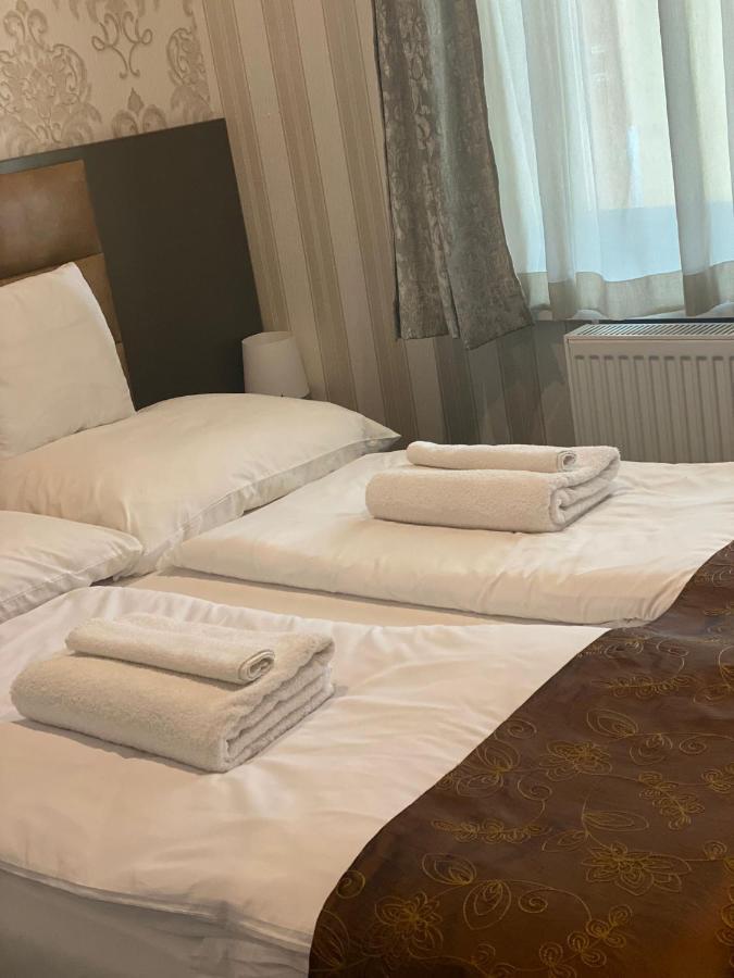 Blueline Motel Jászberény Zewnętrze zdjęcie